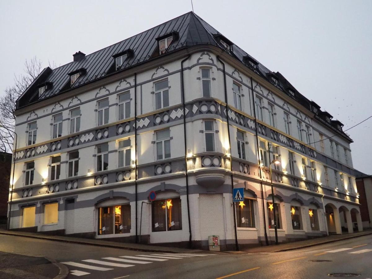 Henriks Hotell Skien Buitenkant foto